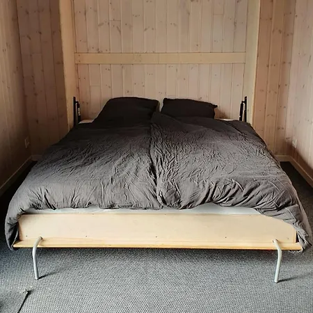 アパート Private Tiny House ビルン